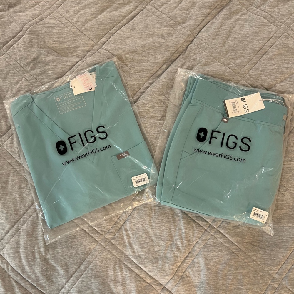 Figs Seaglass Scrub set